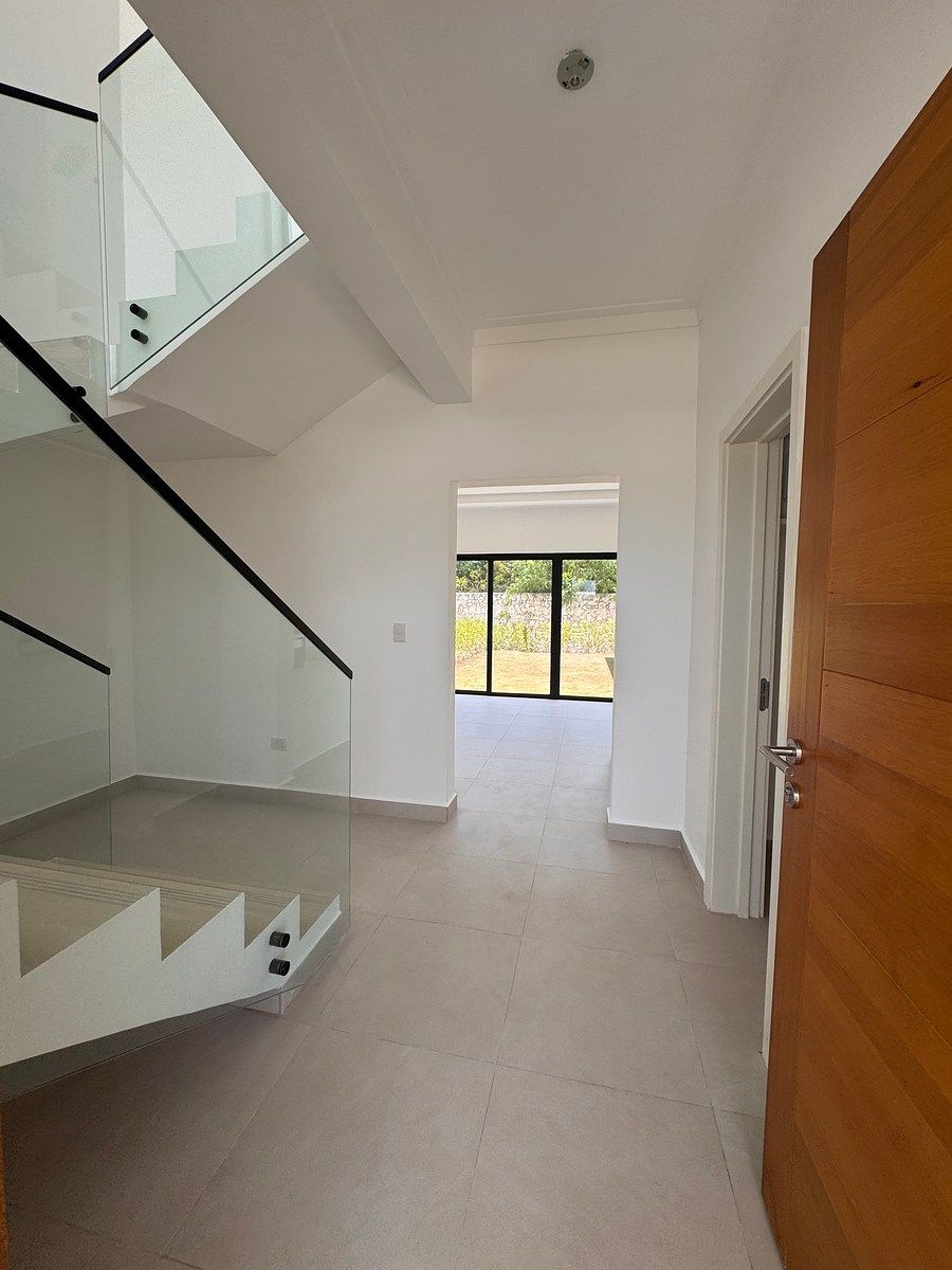 🏡 ¡Tu nuevo hogar te espera en Vista Cana!, foto 1 de 18