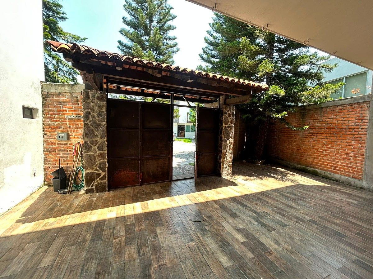 Casa em Sendero las Moras, Tlajomulco de Zúñiga, foto 2 de 26