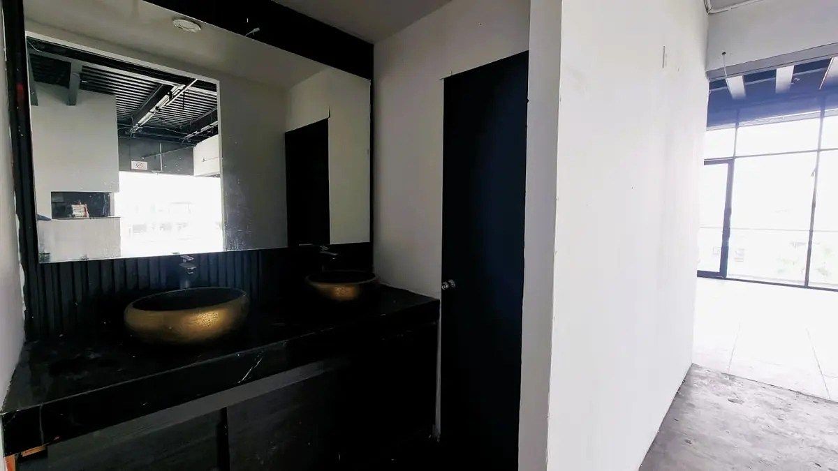 Retail Space in Torremolinos, Monterrey, photo 7 of 12