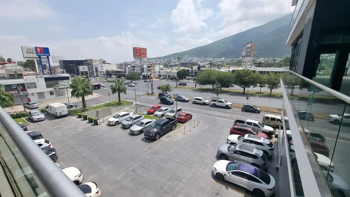 Retail Space in Torremolinos, Monterrey, photo 8 of 12
