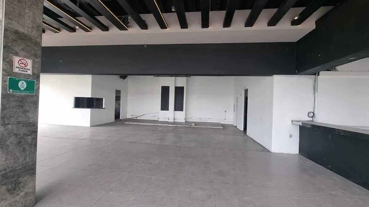 Retail Space in Torremolinos, Monterrey, photo 2 of 12
