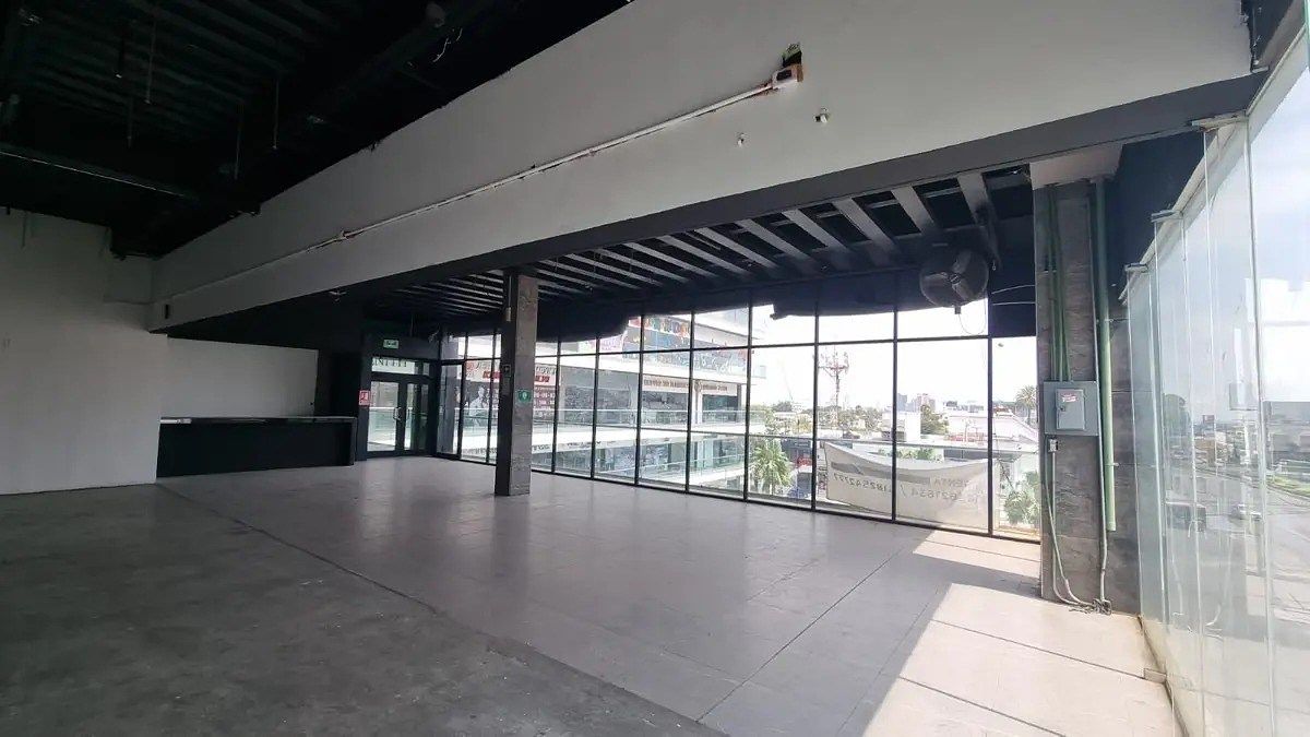 Retail Space in Torremolinos, Monterrey, photo 5 of 12