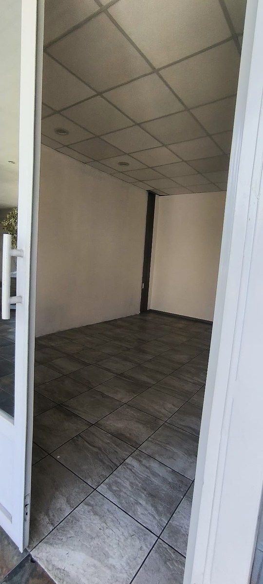 Local comercial en Ventura Puente, Morelia, foto 3 de 9
