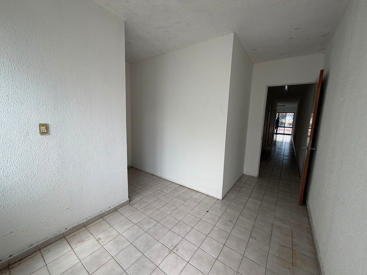 Retail Space in Leon XIII, Guadalupe, photo 6 of 14