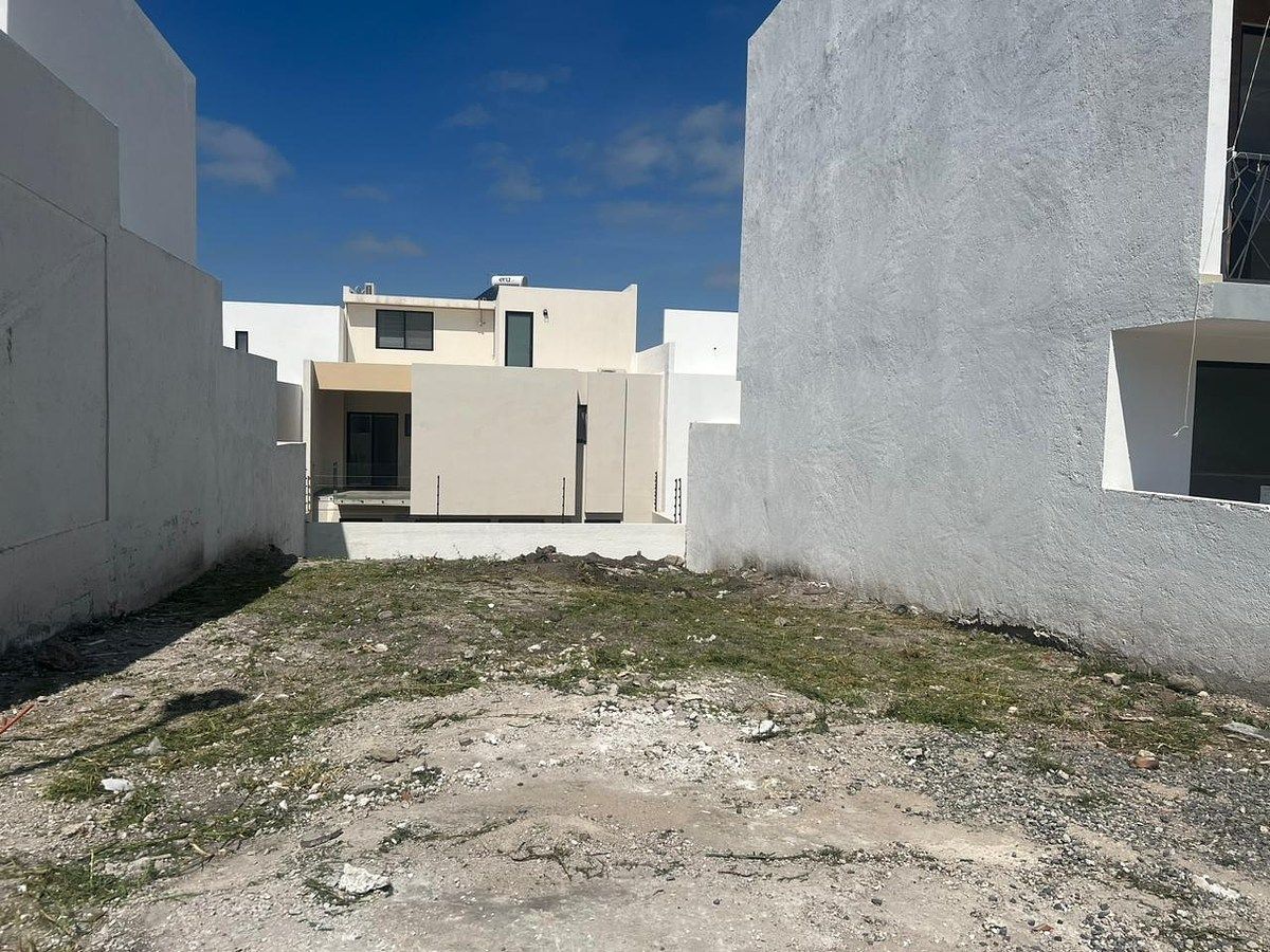 Lot in Zibatá, El Marqués, photo 2 of 6
