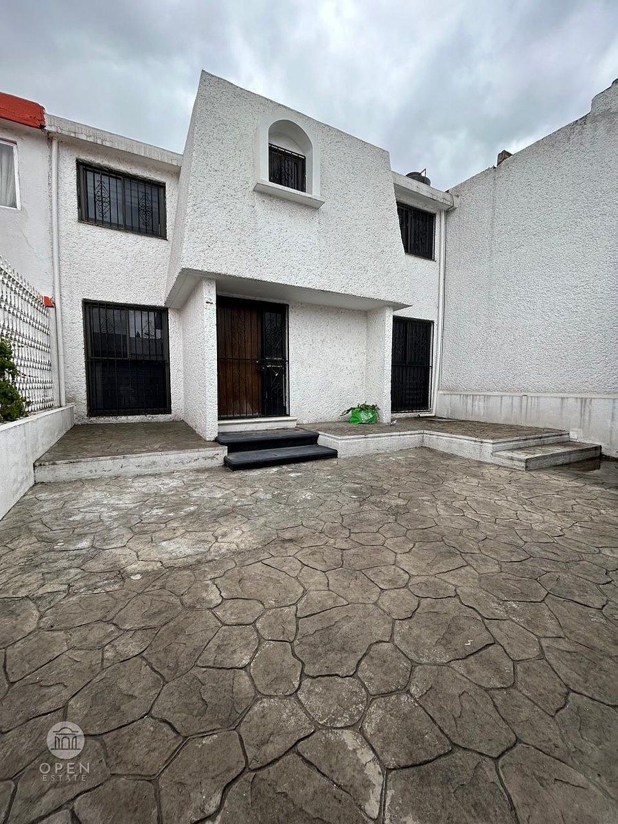 SALE HOUSE LAS ALAMEDAS UPDATED, photo 1 of 27