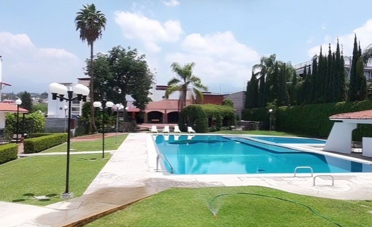 CASA EN SATELITE, foto 1 de 25