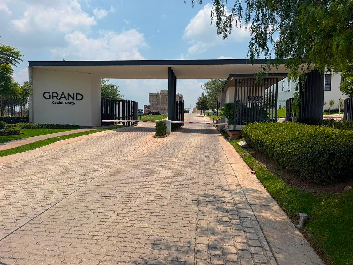 Terreno en Venta en Capital Norte - Condominio Grand 40, foto 1 de 12