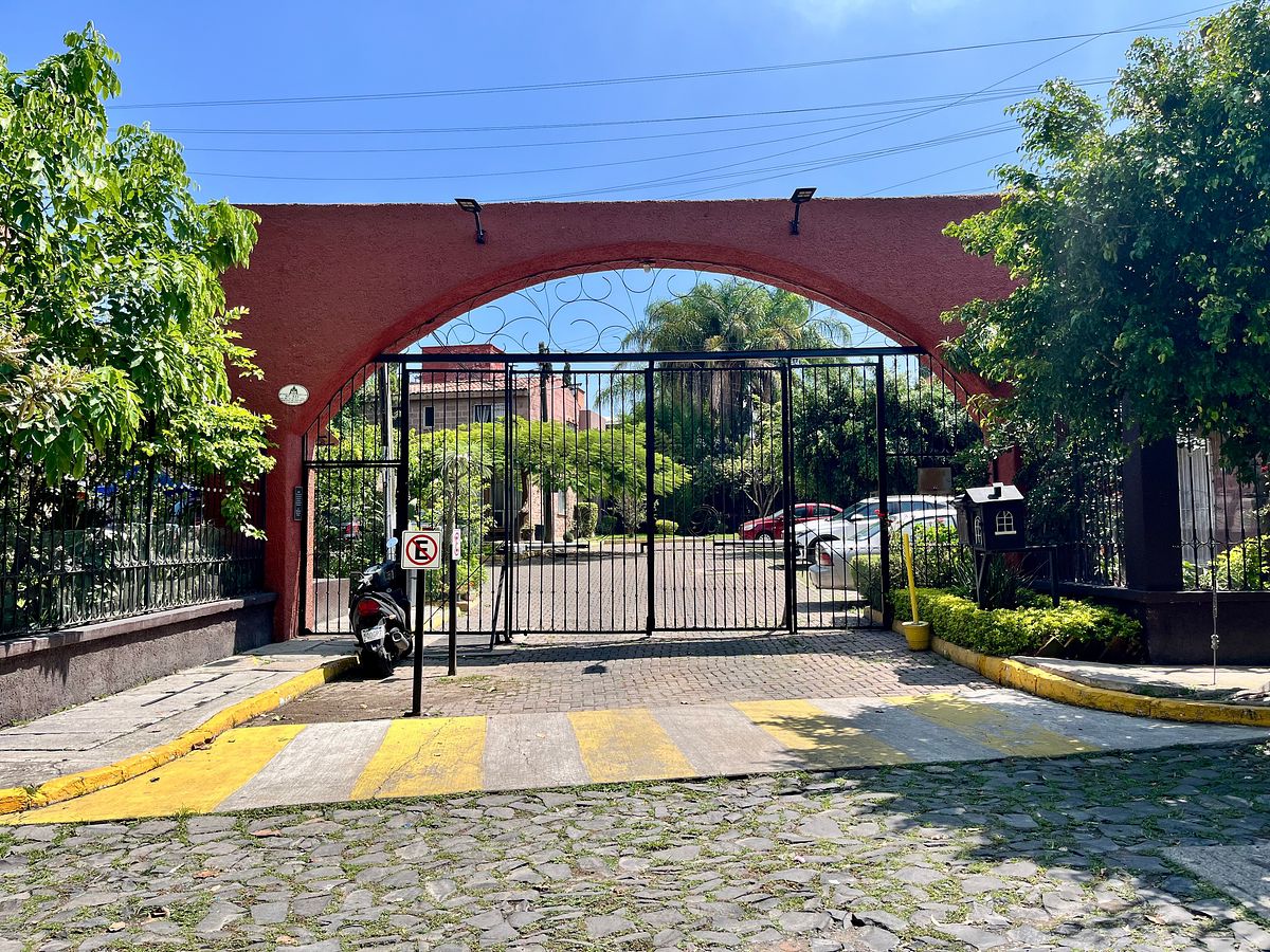 Casa en condominio en Bosques Del Centinela I, Zapopan, foto 2 de 16