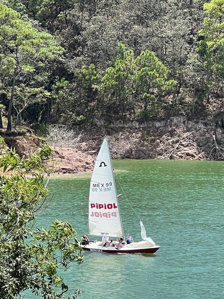 Casa en condominio en Avándaro, Valle de Bravo, foto 11 de 27