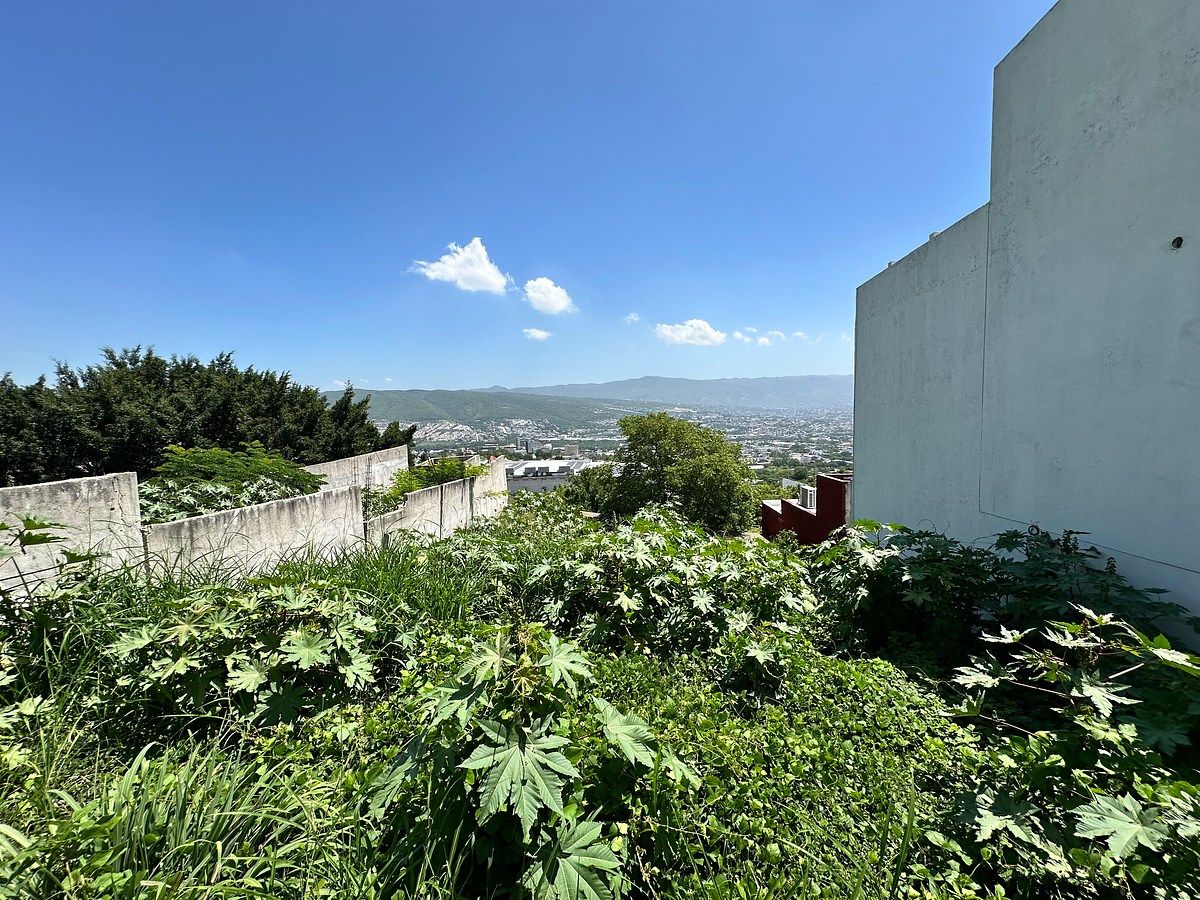 Lot in Lomas de Mactumatza, Tuxtla Gutiérrez, photo 3 of 7