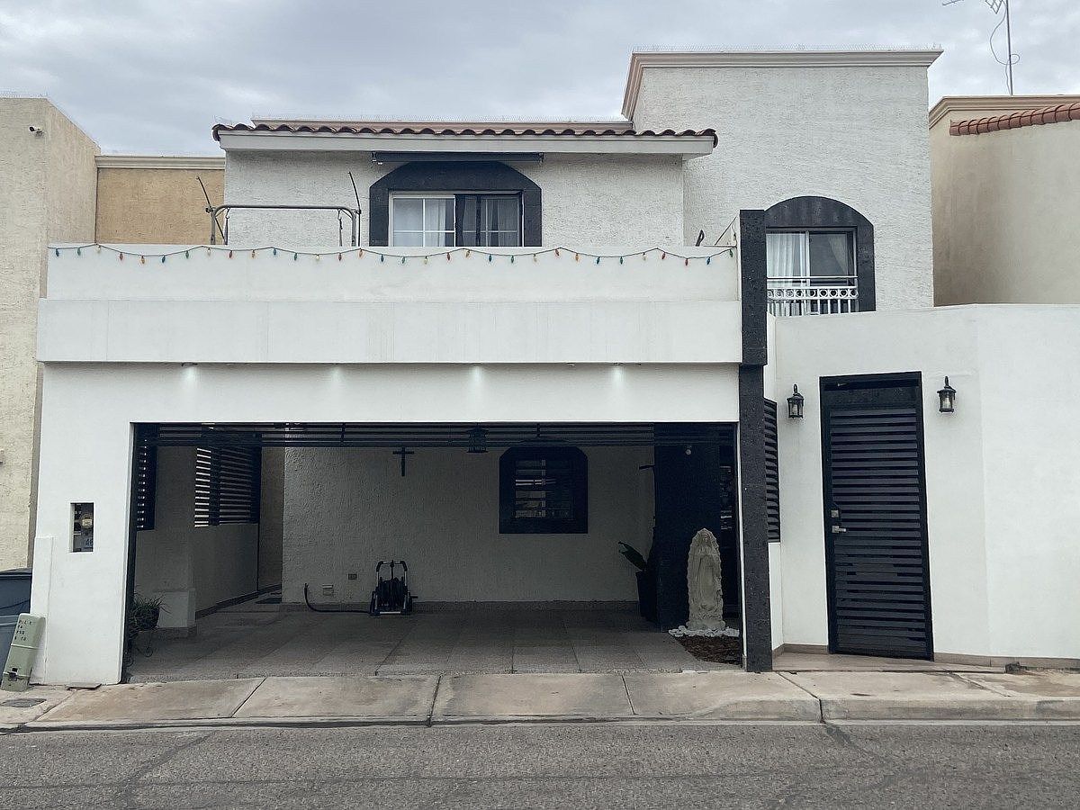 House for Sale | Bosques del Sol Private Abedul – Mexicali, photo 1 of 26