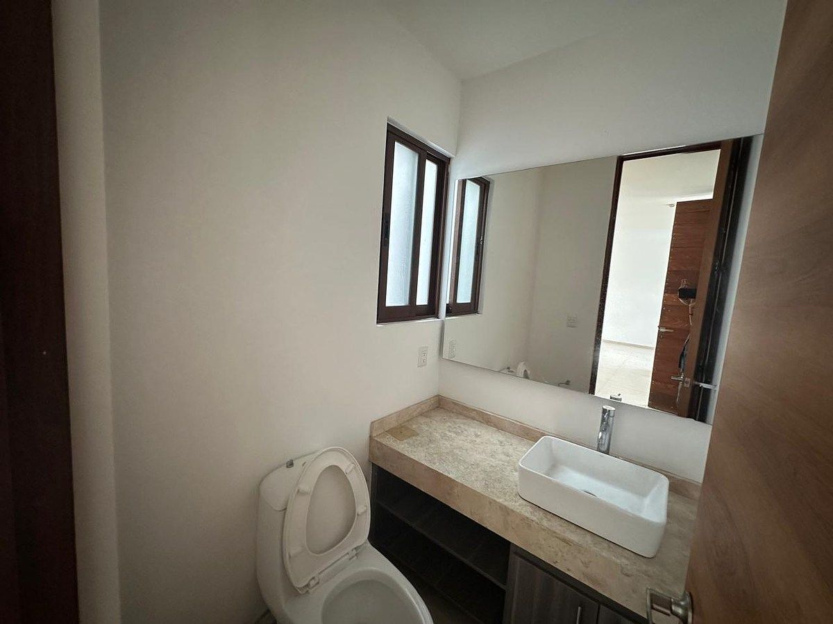 Casa em Cumbres del Lago, Querétaro, foto 11 de 12