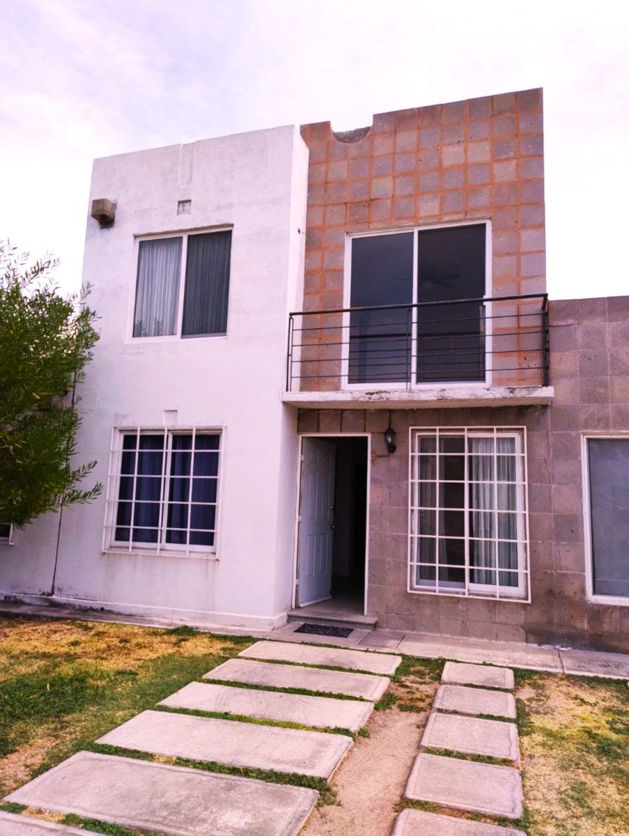 🏡 HOUSE FOR SALE FOR INVESTOR | PASEOS DEL BOSQUE, photo 1 of 22