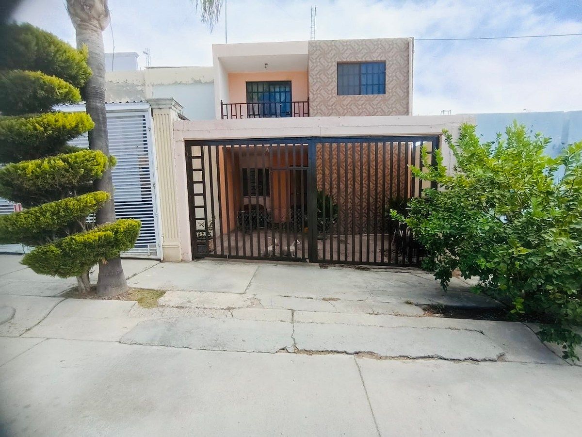 LOS LAURELES II, foto 1 de 21