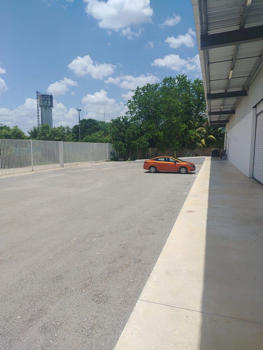 Commercial Storage Unit in San Juan Bautista, Mérida, photo 7 of 8