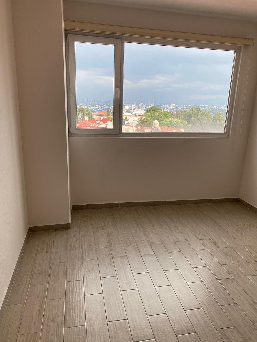 Apartment in Lomas Verdes (Conjunto Lomas Verdes), Naucalpan de Juárez, photo 18 of 23