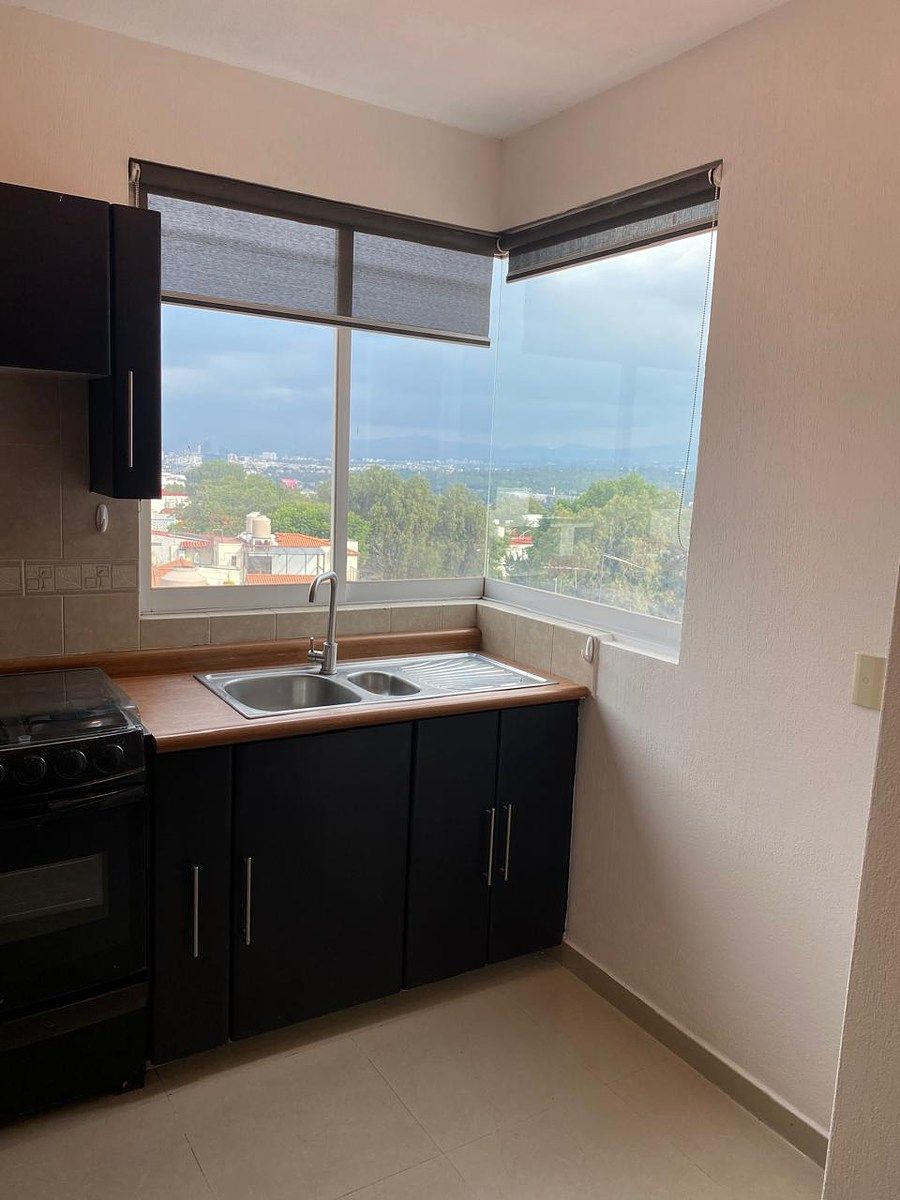 Apartment in Lomas Verdes (Conjunto Lomas Verdes), Naucalpan de Juárez, photo 5 of 23