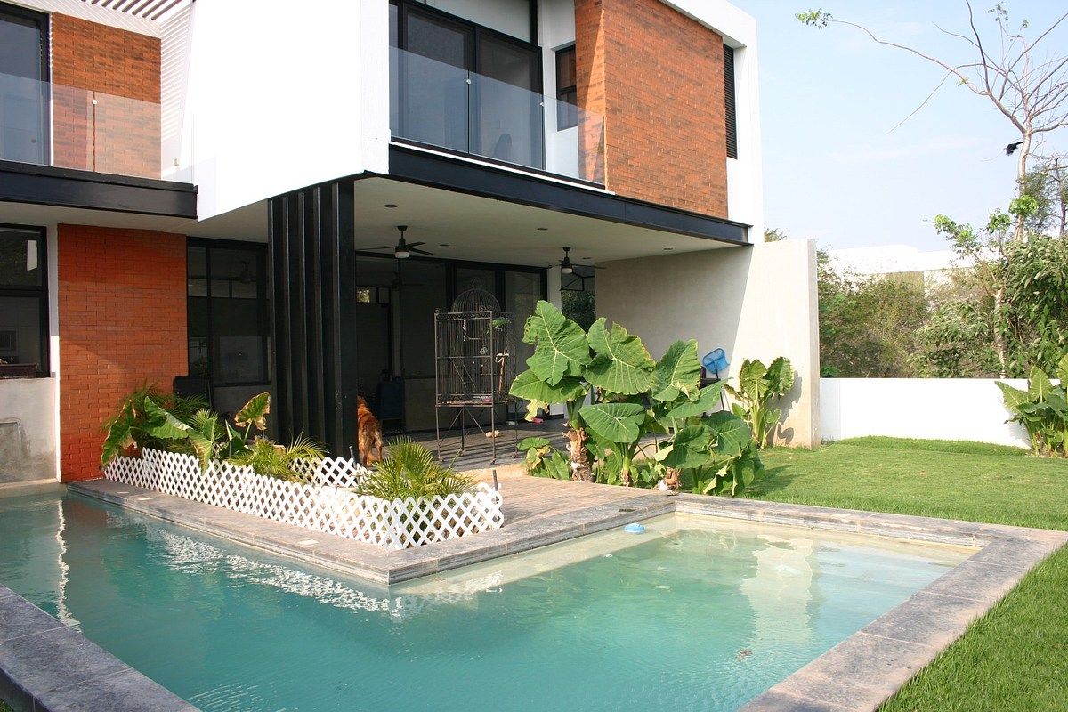 CASA EN RENTA EN YCC, foto 1 de 11