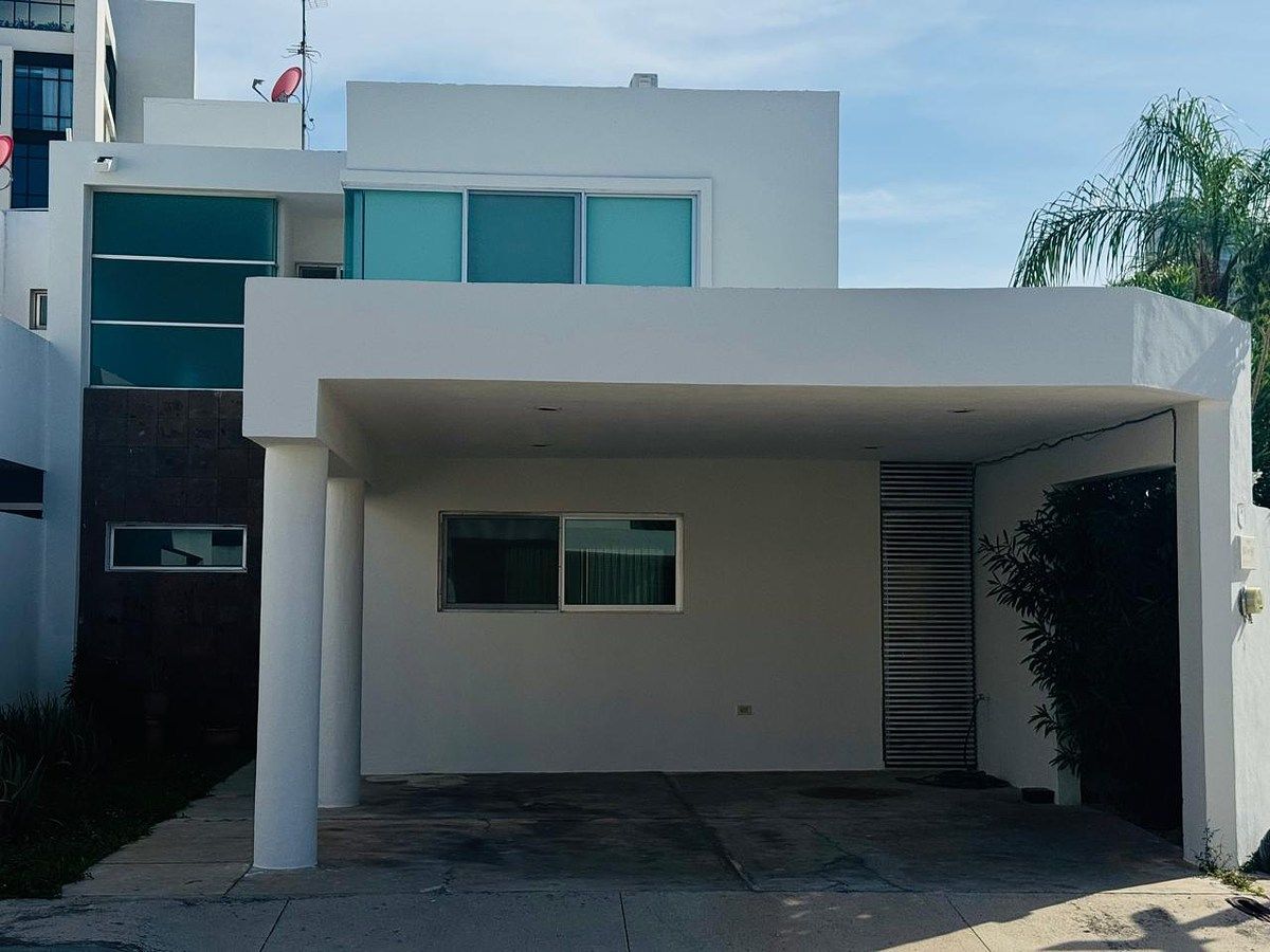 House in Gated Community in Altabrisa, Mérida, photo 2 of 11