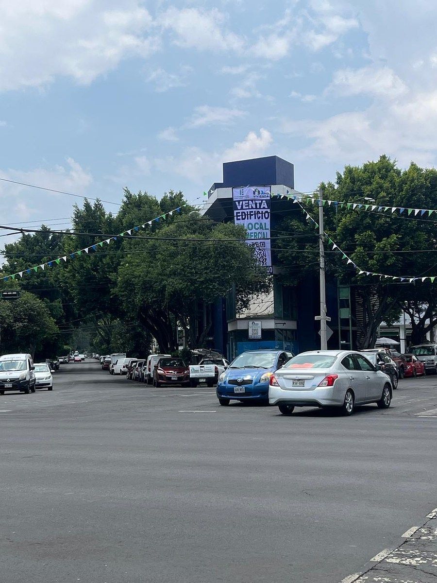 Imóvel comercial em um edifício de uso misto com quatro fachadas na área de Narvarte Letran Valle., foto 1 de 21