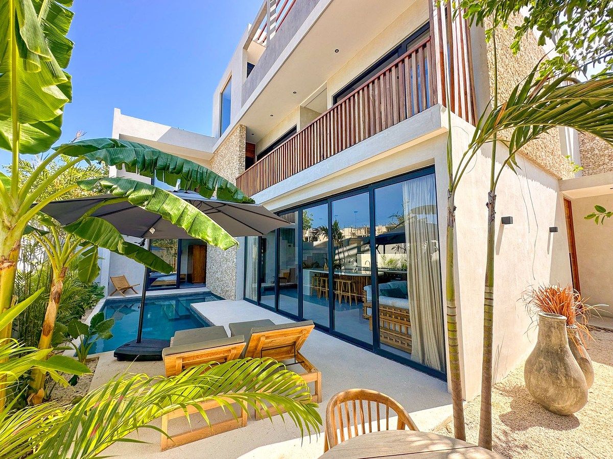 CASA EN VENTA DE CUATRO RECÁMARAS EN TULUM, foto 1 de 28