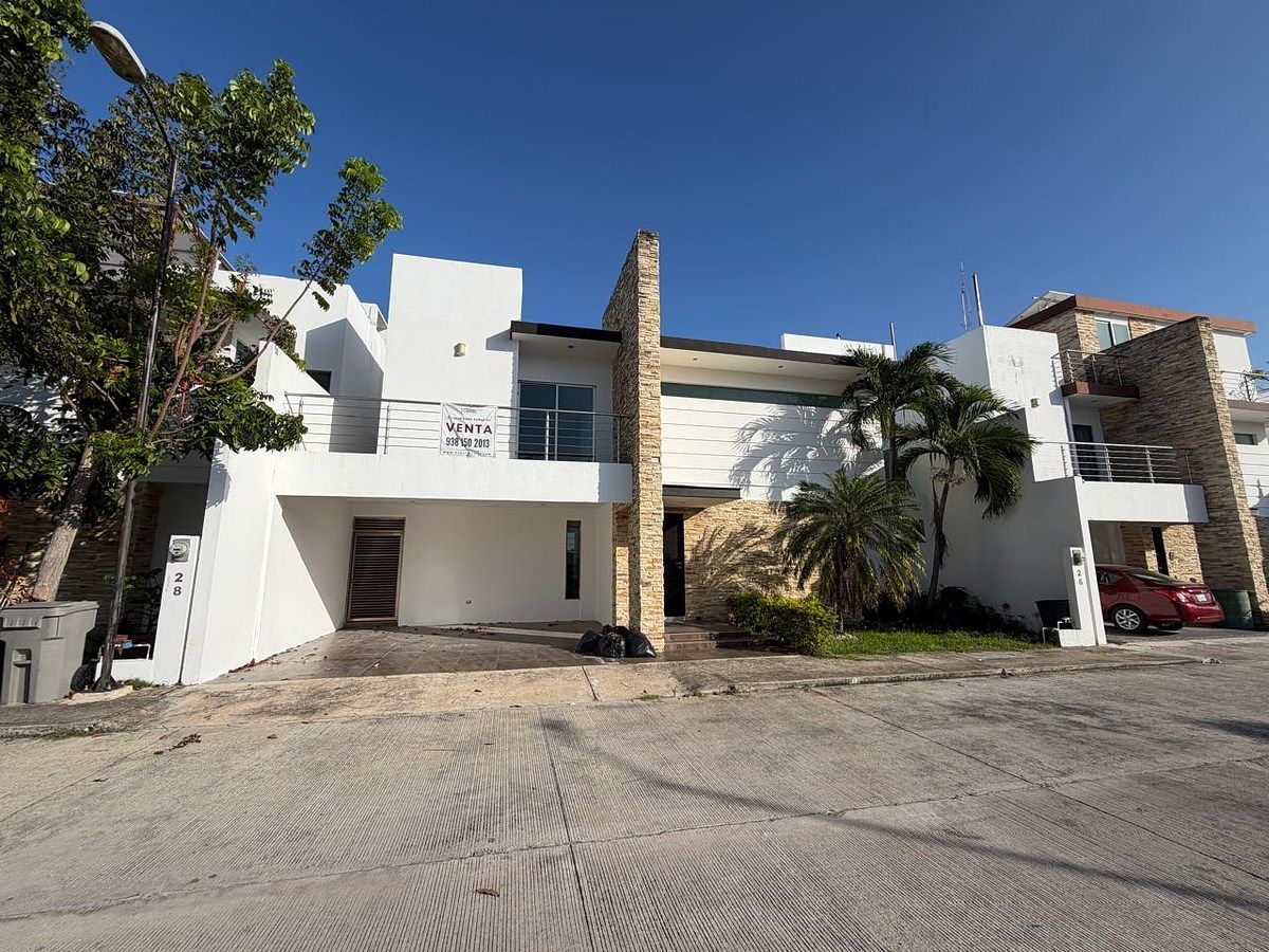 House for Sale with 3 Bedrooms in Residential El Cielo, photo 1 of 22