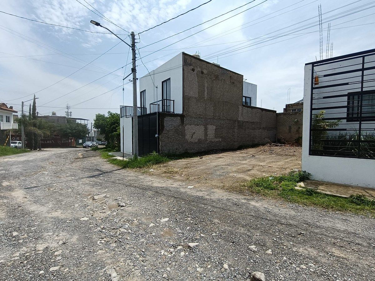 Lot in Jardines Del Vergel, Zapopan, photo 5 of 7