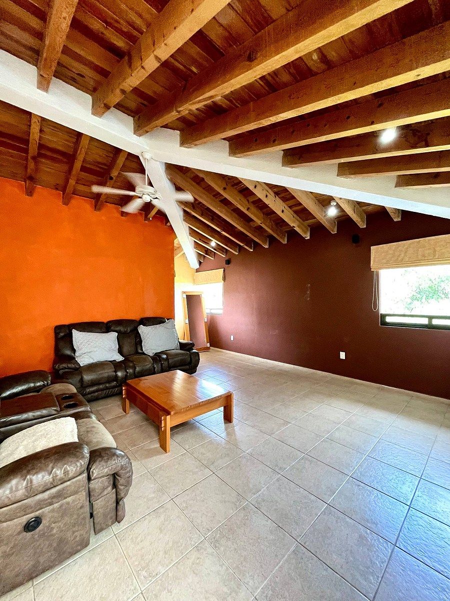 House in Fraccionamiento El Campanario, Querétaro, photo 25 of 33