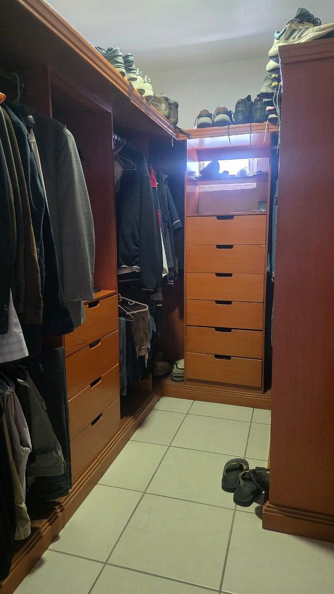 VESTIDOR, foto 6 de 13