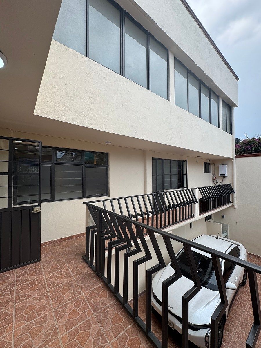House in Pedregal de Santo Domingo, Coyoacán, photo 7 of 24