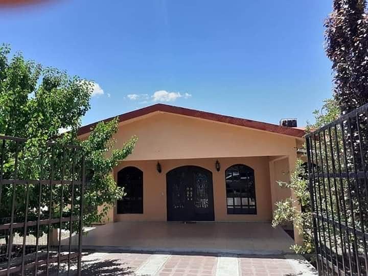 Linda Casa de Campo à Venda – San Antonio de las Alazanas, foto 1 de 12