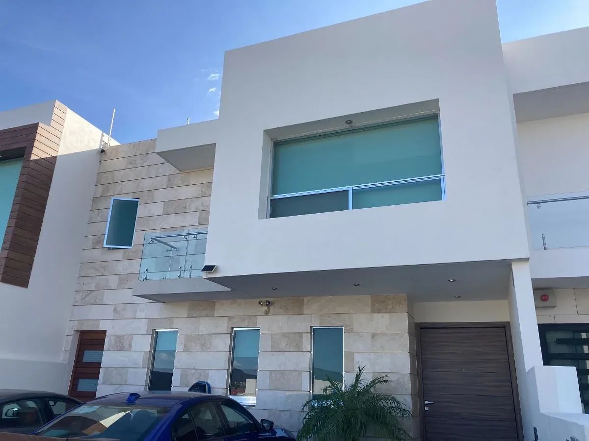 CASA PARA ALUGAR JURIQUILLA QUARTO NO ANDAR TÉRREO, foto 1 de 21