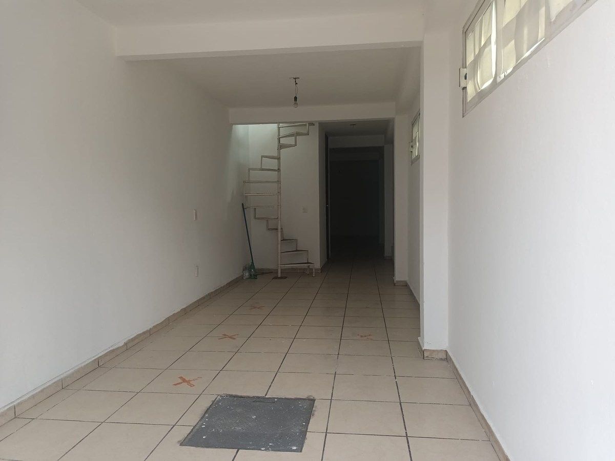 Local comercial en Granjas de San Antonio, Iztapalapa, foto 3 de 17