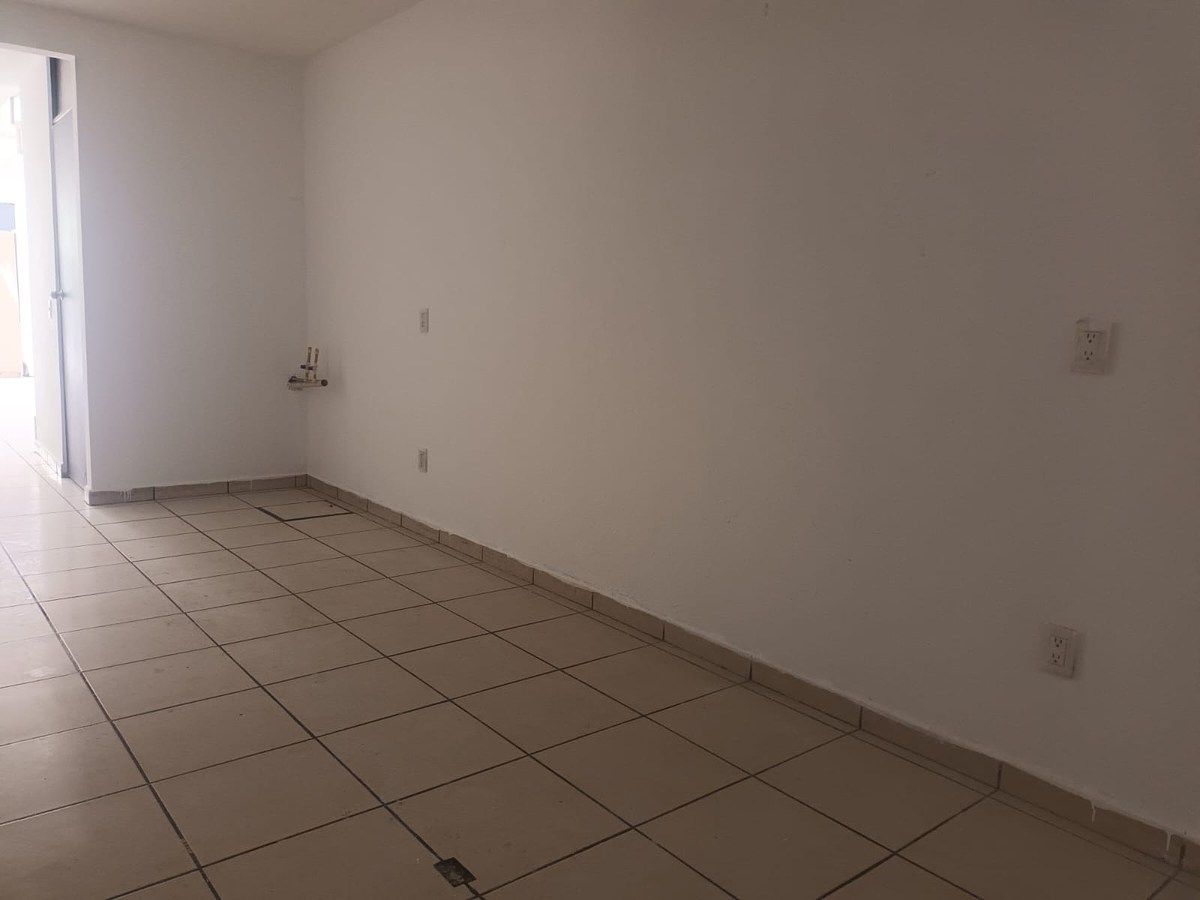 Local comercial en Granjas de San Antonio, Iztapalapa, foto 5 de 17