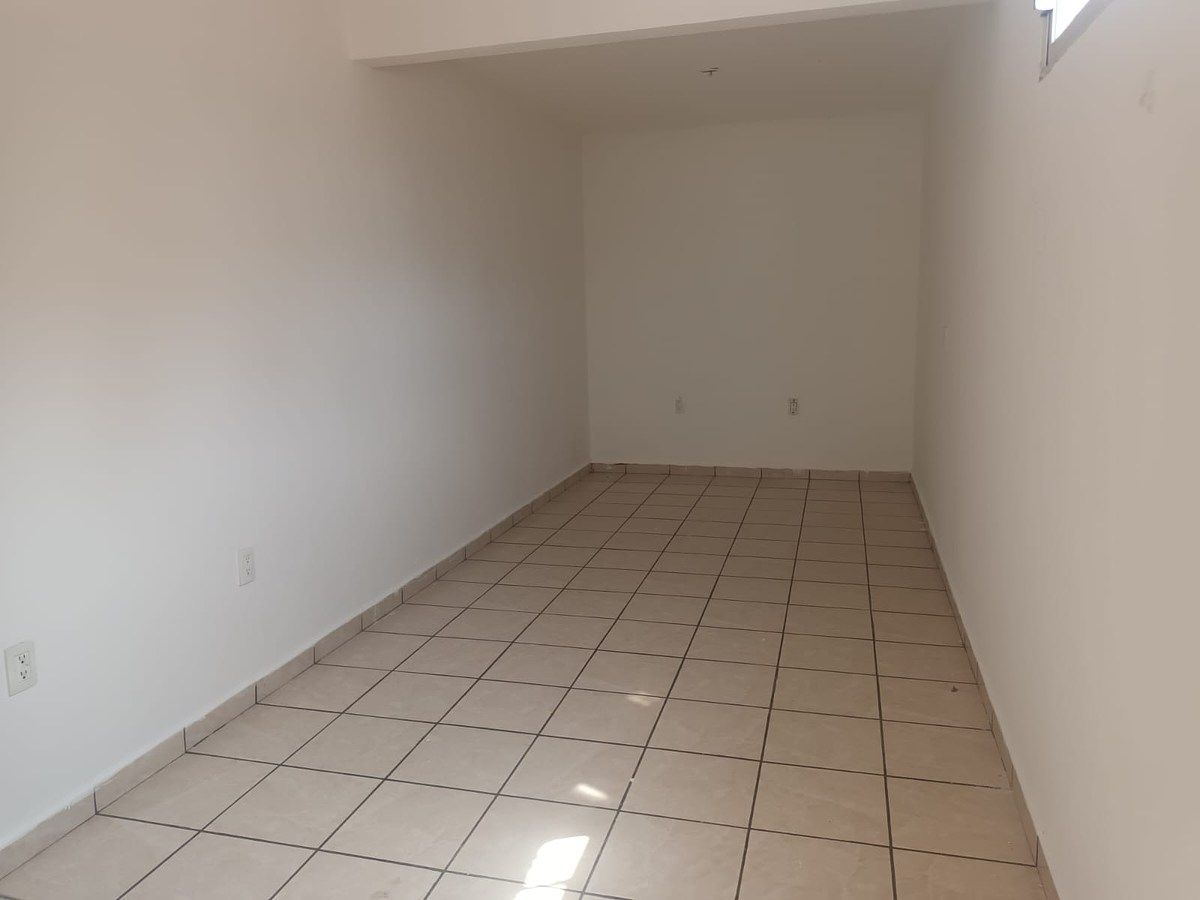 Local comercial en Granjas de San Antonio, Iztapalapa, foto 12 de 17