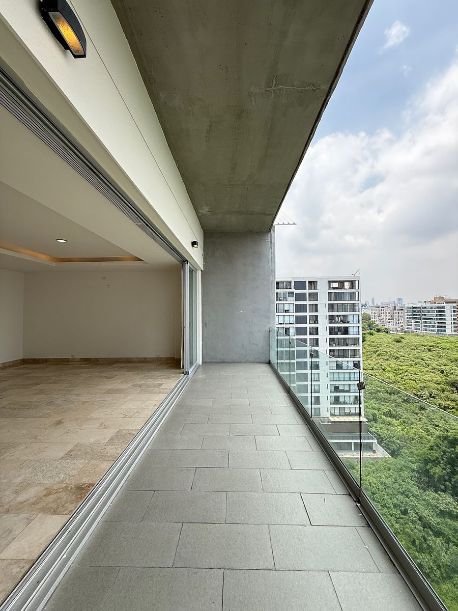 PENTHOUSE DE DOIS NÍVEIS COM ROOFTOP PRIVADO PARA ALUGAR, foto 1 de 50