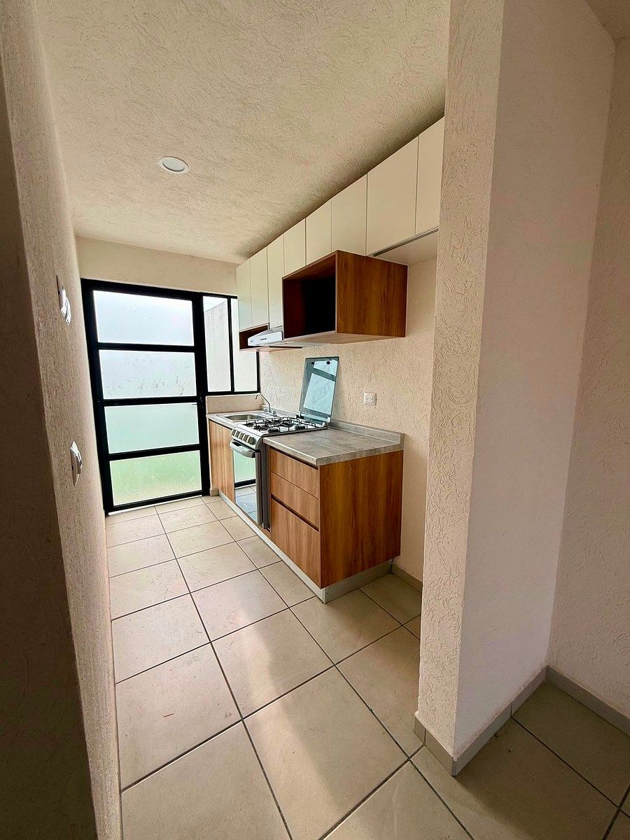 House in Gated Community in Alva Residencial, Zapopan, photo 2 of 12