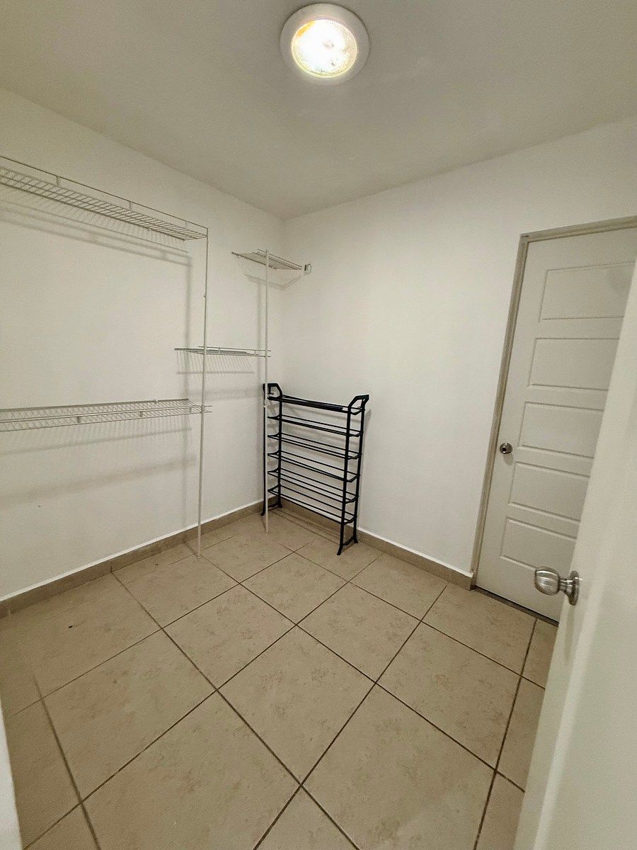 Vestidor recamara principal, foto 14 de 20