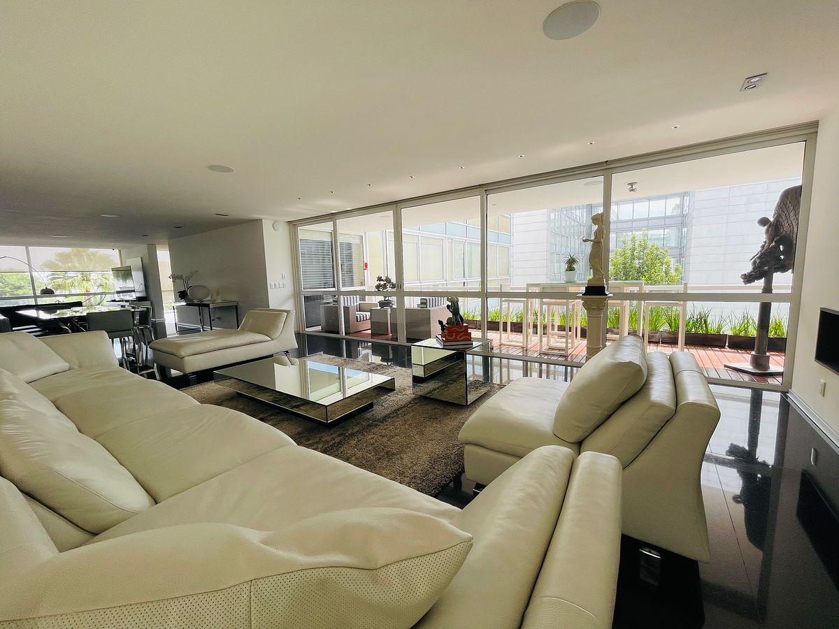 Venta de espectacular departamento en Lomas del Pedregal, foto 1 de 35