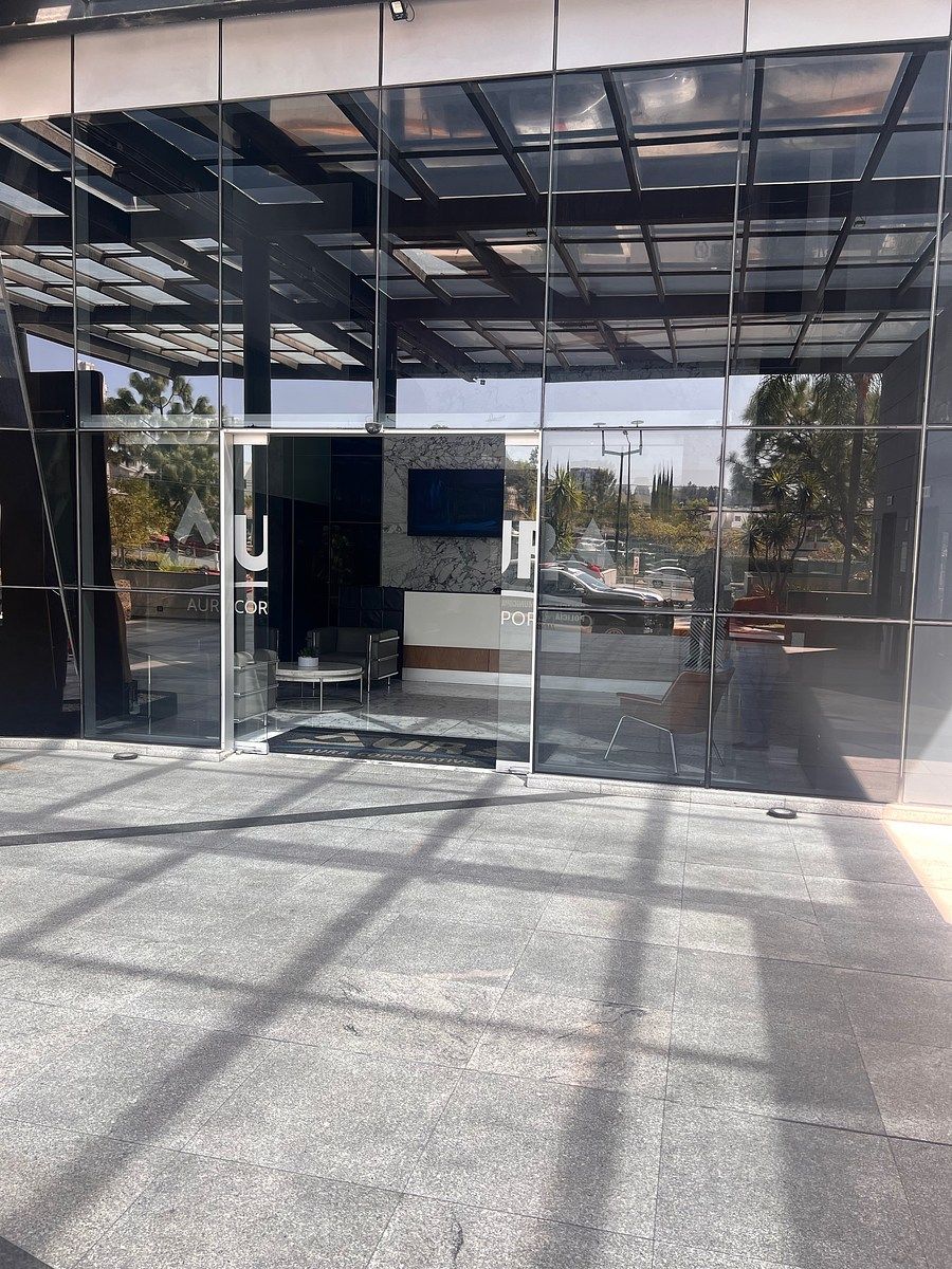 Sala Comercial em Puerta de Hierro, Zapopan, foto 2 de 16