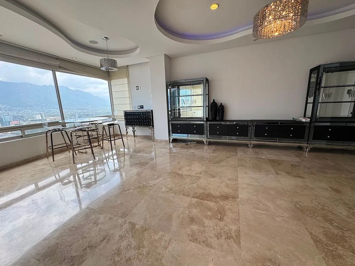 Apartamento em Zona Loma Larga Oriente, San Pedro Garza García, foto 2 de 16
