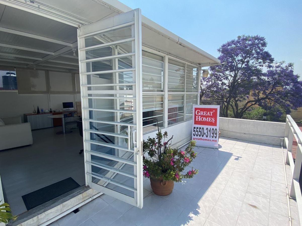 Terraza, photo 2 of 25