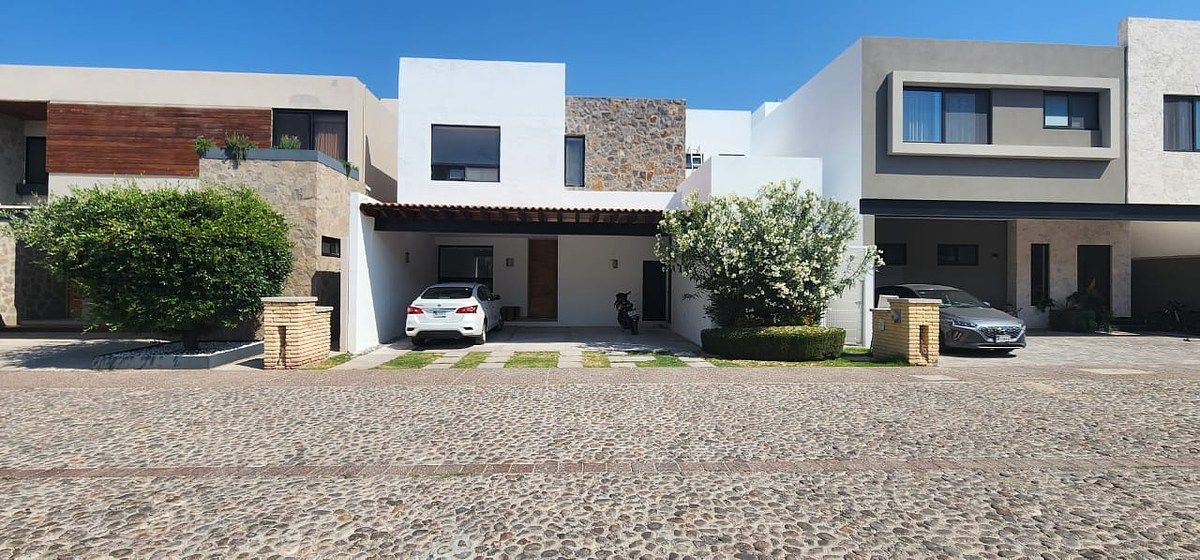 CASA EN RENTA ARCO DE PIEDRA QUERETARO, foto 1 de 30