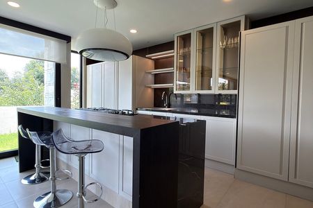 RENTO CASA TOTALMENTE AMUEBLADA EN TOSCANA, LOMAS DE ANGELÓPOLIS II.