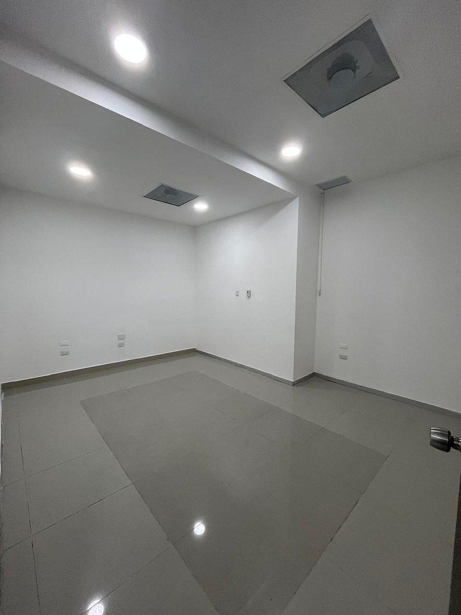 Sala Comercial em Altabrisa, Mérida, foto 2 de 7