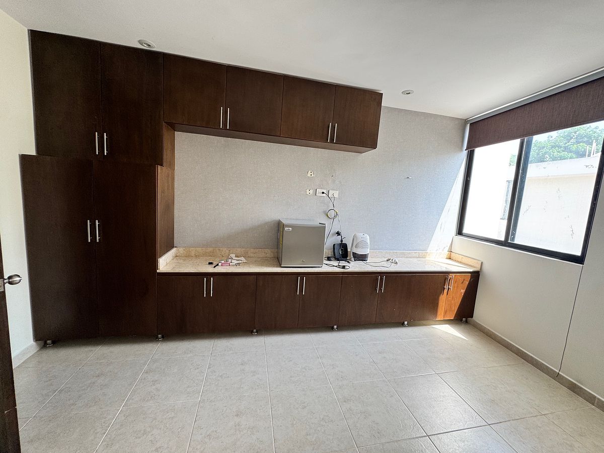 House in Cholul, Mérida, photo 24 of 40
