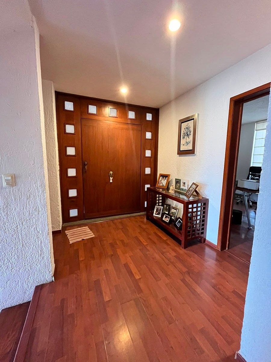 Puerta de acceso., foto 3 de 33