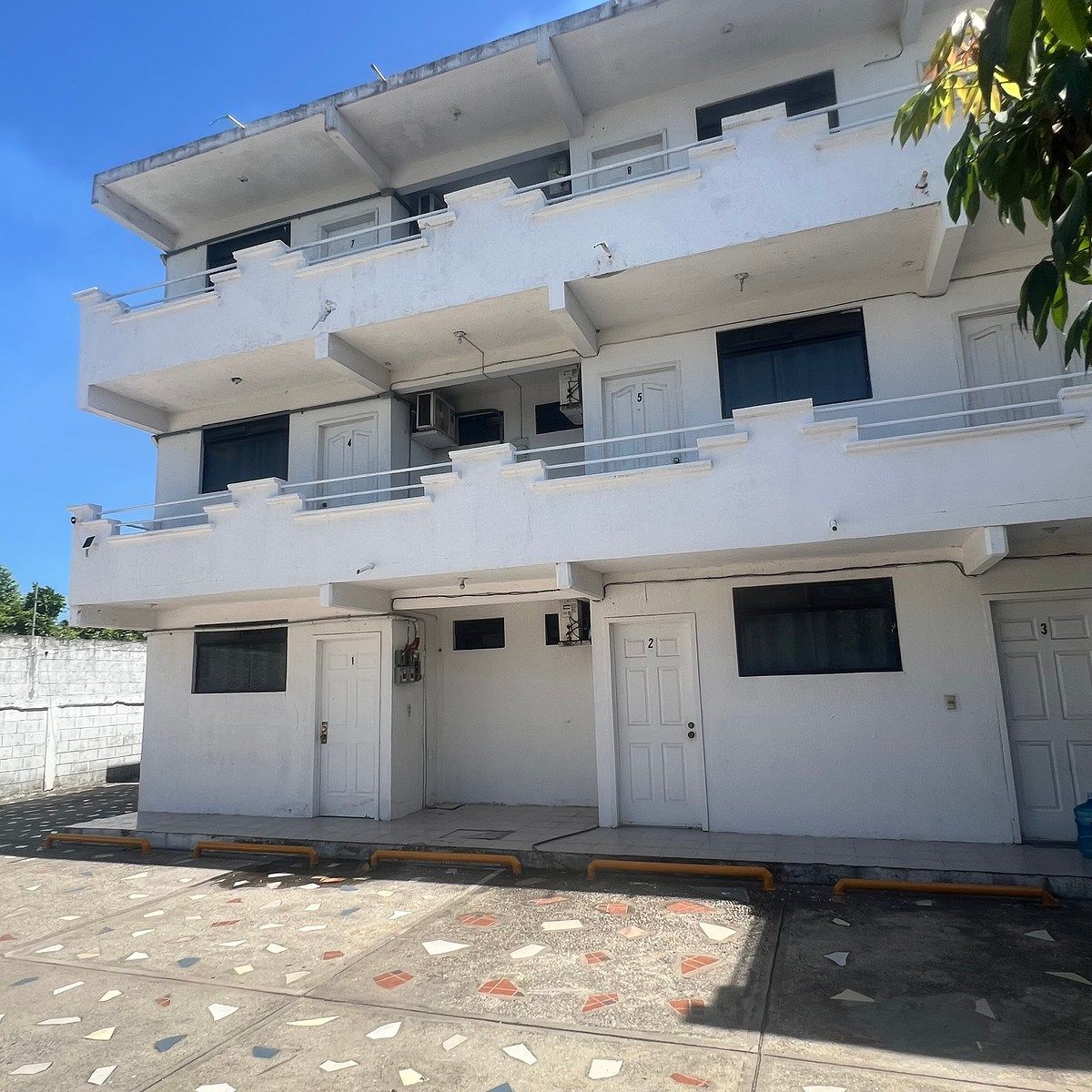 Edificio en Quintín Arauz, Paraíso, foto 4 de 17