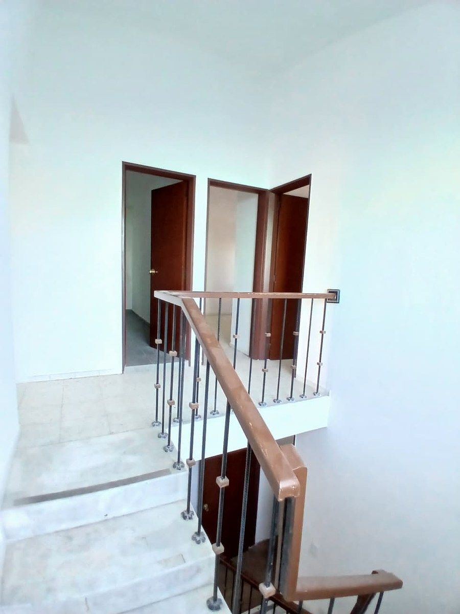 Casa com uso comercial em Alcalde Barranquitas, Guadalajara, foto 4 de 13